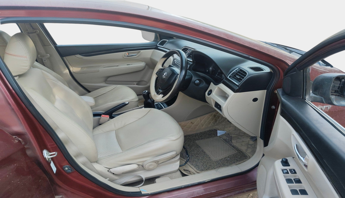 2015 Maruti Ciaz ZXI, Petrol, Manual, 84,054 km, interior
