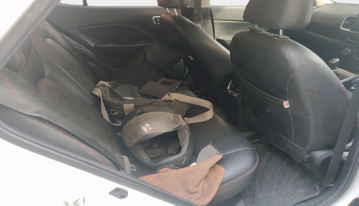 2021 Hyundai VENUE SX 1.0 TURBO, Petrol, Manual, 18,647 km, interior