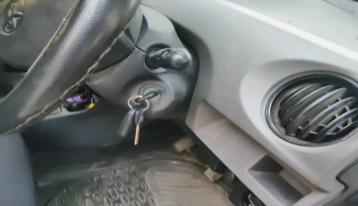 2011 Toyota Etios G, Petrol, Manual, 69,073 km, interior