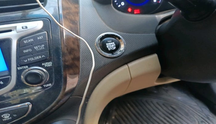 2012 Hyundai Verna FLUIDIC 1.6 VTVT SX OPT, Petrol, Manual, 1,41,888 km, interior