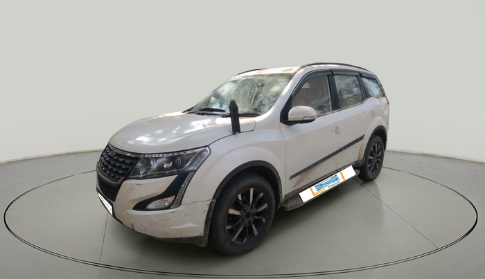 2019 Mahindra XUV500 W11, Diesel, Manual, 65,590 km, exterior