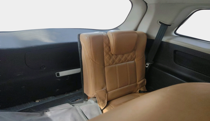 2019 Mahindra XUV500 W11, Diesel, Manual, 65,590 km, interior