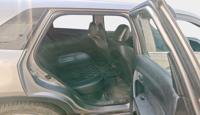 2021 Maruti Vitara Brezza LXI, Petrol, Manual, 65,263 km, interior