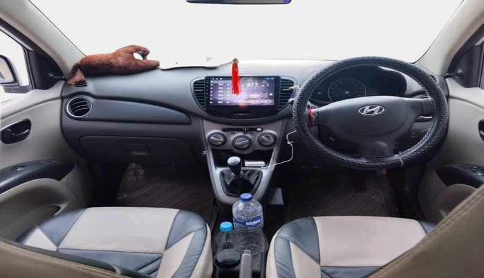 2013 Hyundai i10 MAGNA 1.1, Petrol, Manual, 66,971 km, interior