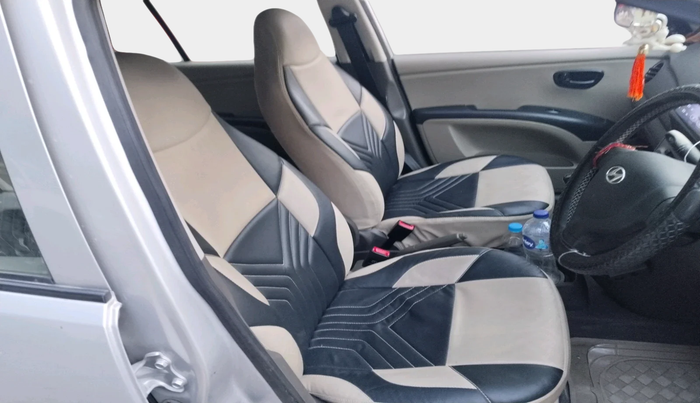 2013 Hyundai i10 MAGNA 1.1, Petrol, Manual, 66,971 km, interior