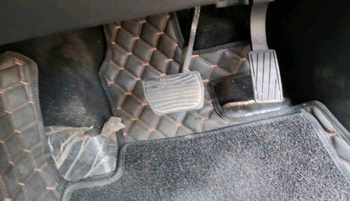 2025 Mahindra SCORPIO-N Z8 L PETROL AT 7 STR, Petrol, Automatic, 14,150 km, interior