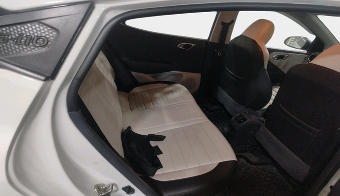 2022 Hyundai GRAND I10 NIOS SPORTZ 1.2 KAPPA VTVT CNG, Petrol, Manual, 29,802 km, interior