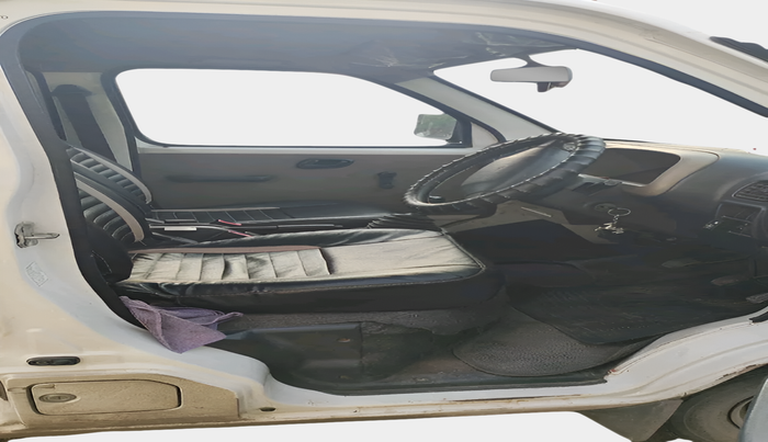 2016 Maruti Eeco 5 STR WITH A/C+HTR, Petrol, Manual, 1,06,494 km, interior