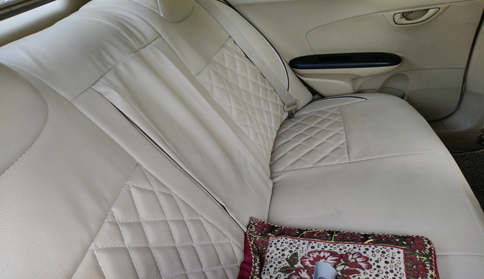 2015 Honda Amaze 1.2L I-VTEC S, Petrol, Manual, 1,14,554 km, interior