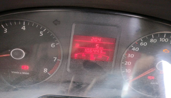 2013 Volkswagen Vento COMFORTLINE 1.6, Petrol, Manual, 1,06,443 km, interior