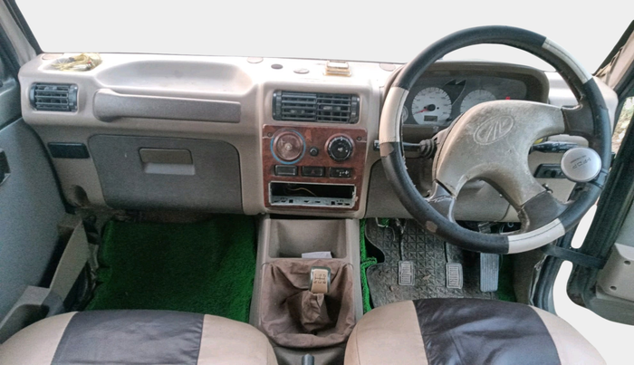 2011 Mahindra Bolero SLX BS-III, Diesel, Manual, 2,37,455 km, interior