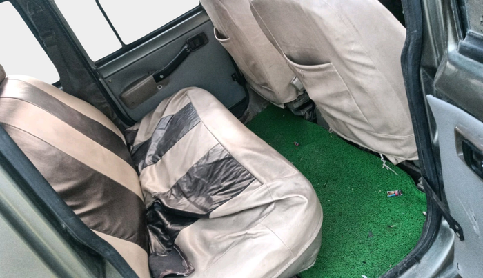 2011 Mahindra Bolero SLX BS-III, Diesel, Manual, 2,37,455 km, interior