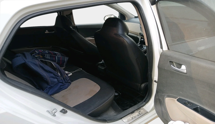 2016 Hyundai Grand i10 ASTA (O) AT 1.2 KAPPA VTVT, Petrol, Automatic, 93,597 km, interior