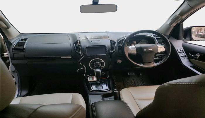 2018 ISUZU MU-X 4x2 AT, Diesel, Automatic, 76,751 km, interior