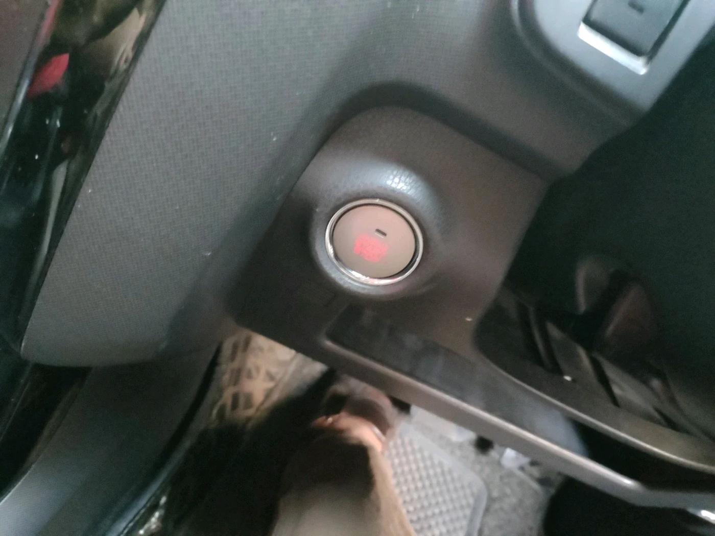 2018 ISUZU MU-X 4x2 AT, Diesel, Automatic, 76,751 km, interior