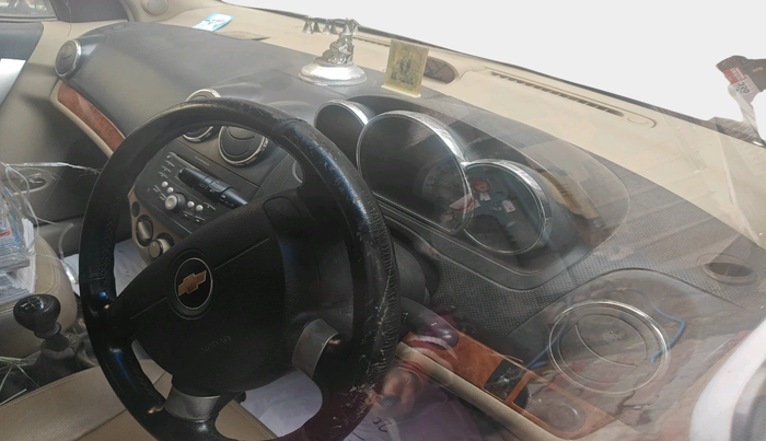 2011 Chevrolet Aveo LT 1.4, Petrol, Manual, 1,00,000 km, interior