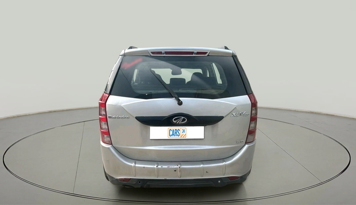 2016 Mahindra XUV500 W4, Diesel, Manual, 1,04,681 km, exterior