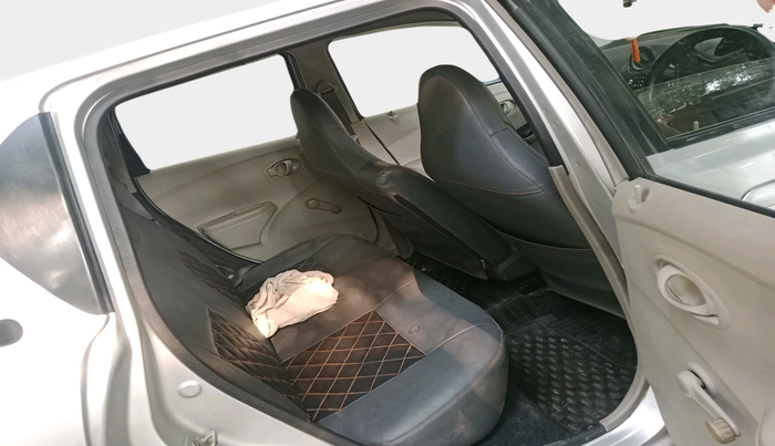 2016 Datsun Go T, Petrol, Manual, 79,361 km, interior