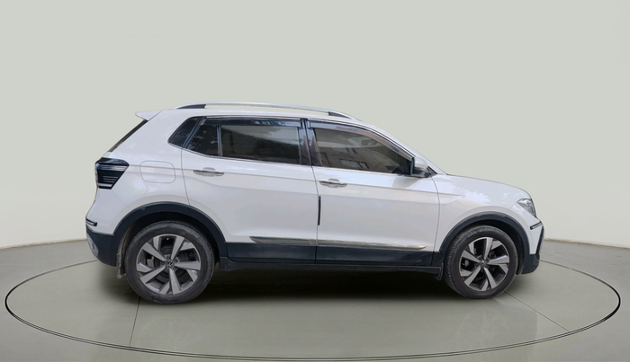 2022 Volkswagen TAIGUN TOPLINE 1.0 TSI AT, Petrol, Automatic, 26,106 km, exterior