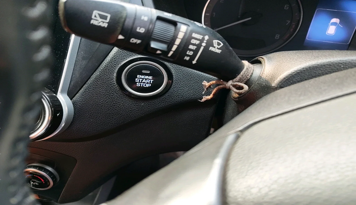 2016 Hyundai i20 Active 1.2 SX, Petrol, Manual, 1,09,860 km, interior