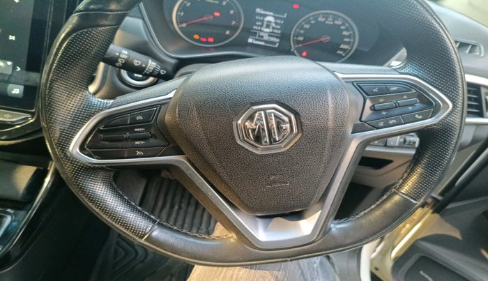 2019 MG HECTOR SMART HYBRID 1.5 PETROL, Petrol, Manual, 59,144 km, interior