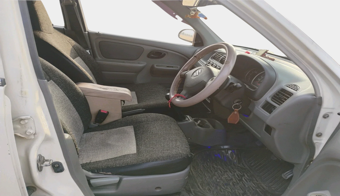 2013 Maruti Alto K10 VXI, Petrol, Manual, 99,437 km, interior