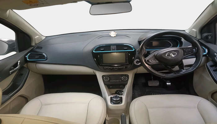 2023 Tata TIAGO EV XZ PLUS TECH LUX LONG RANGE, Electric, Automatic, 34,612 km, interior