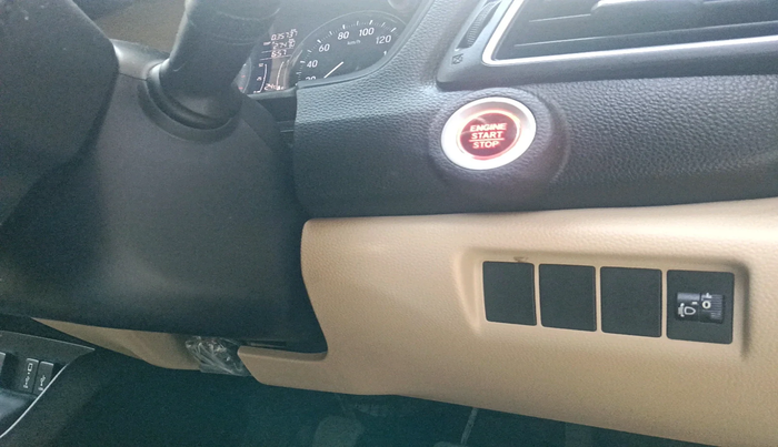 2021 Honda Amaze 1.2L I-VTEC VX, Petrol, Manual, 35,737 km, interior