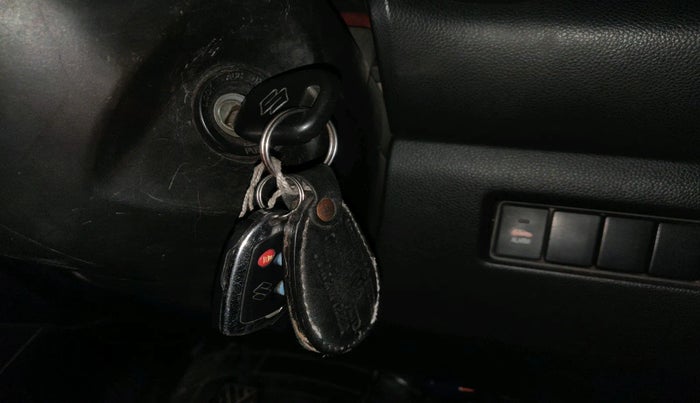 2020 Maruti Swift LXI, Petrol, Manual, 93,053 km, interior