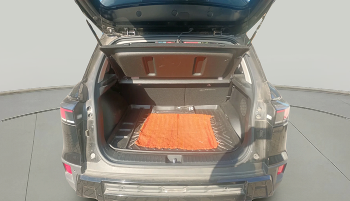 2025 Hyundai Creta SX (O) 1.5 Petrol CVT Knight Edition Dual Tone, Petrol, Automatic, 6,238 km, exterior