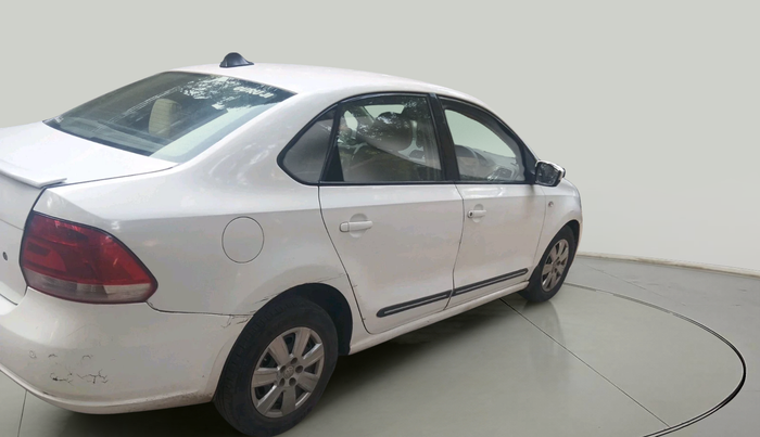 2011 Volkswagen Vento TRENDLINE 1.6, Petrol, Manual, 84,185 km, exterior