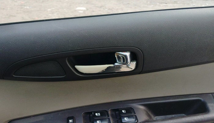 2011 Hyundai i20 MAGNA 1.2, Petrol, Manual, 64,000 km, interior