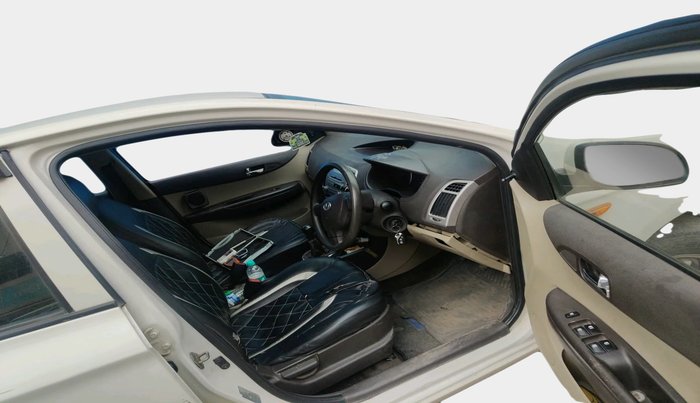 2012 Hyundai i20 MAGNA 1.2, Petrol, Manual, 60,153 km, interior