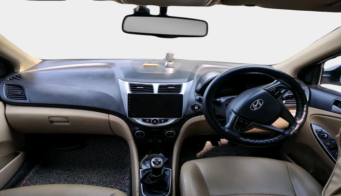 2015 Hyundai Verna FLUIDIC 4S 1.6 VTVT SX, Petrol, Manual, 81,696 km, interior