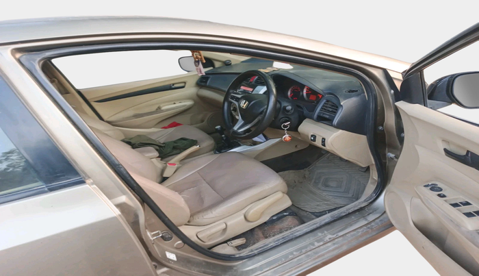 2011 Honda City 1.5L I-VTEC S MT, Petrol, Manual, 1,21,636 km, interior