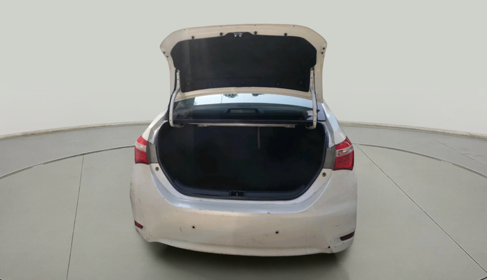 2014 Toyota Corolla Altis GL PETROL, Petrol, Manual, 1,65,221 km, exterior