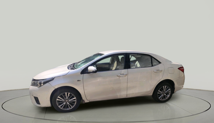2014 Toyota Corolla Altis GL PETROL, Petrol, Manual, 1,65,221 km, exterior