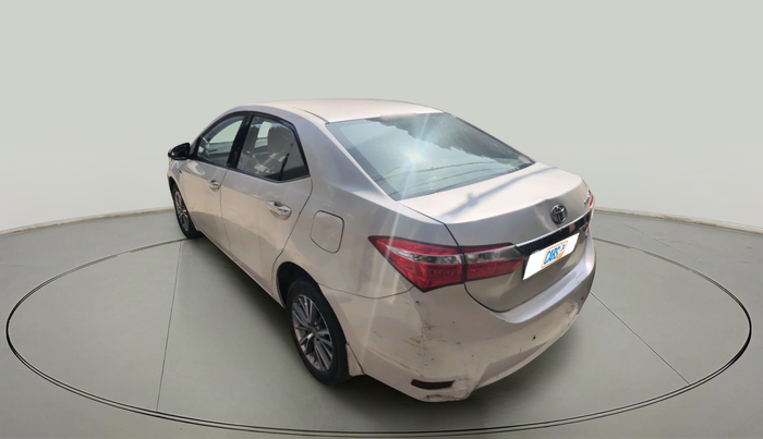 2014 Toyota Corolla Altis GL PETROL, Petrol, Manual, 1,65,221 km, exterior