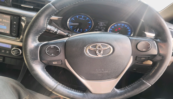 2014 Toyota Corolla Altis GL PETROL, Petrol, Manual, 1,65,221 km, interior