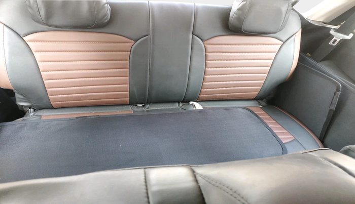 2024 Mahindra SCORPIO-N Z8 PETROL MT 7 STR, Petrol, Manual, 10,698 km, interior