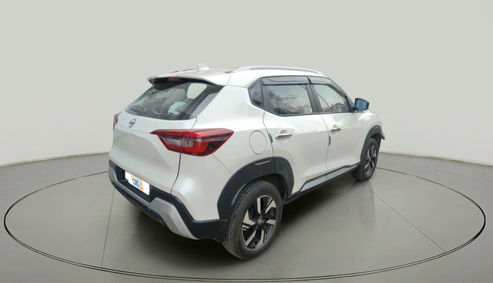 2025 Nissan MAGNITE N-Connecta B4D 1.0 Petrol AMT, Petrol, Automatic, 8,700 km, exterior