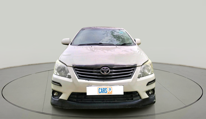 2013 Toyota Innova G1 2.5, Diesel, Manual, 1,26,268 km, exterior