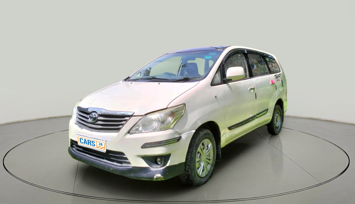 2013 Toyota Innova G1 2.5, Diesel, Manual, 1,26,268 km, exterior