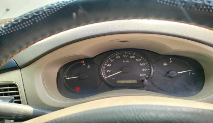 2013 Toyota Innova G1 2.5, Diesel, Manual, 1,26,268 km, interior