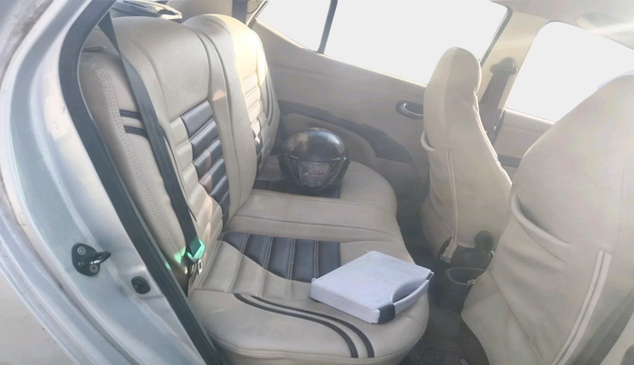 2013 Hyundai i10 MAGNA 1.1, CNG, Manual, 77,977 km, interior