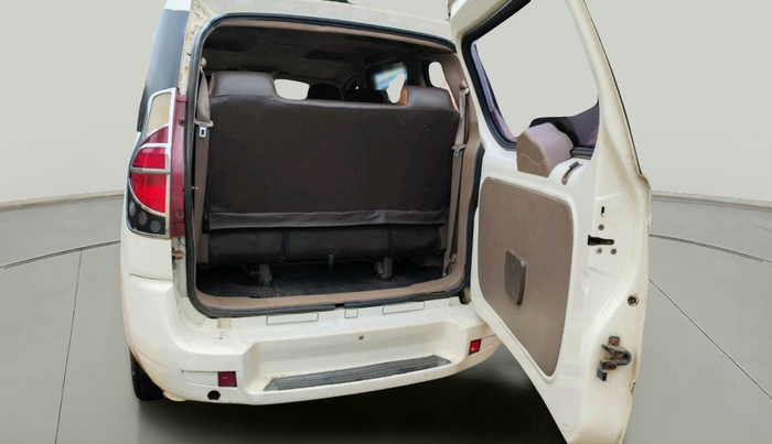 2012 Mahindra Xylo D4, Diesel, Manual, 2,02,869 km, exterior