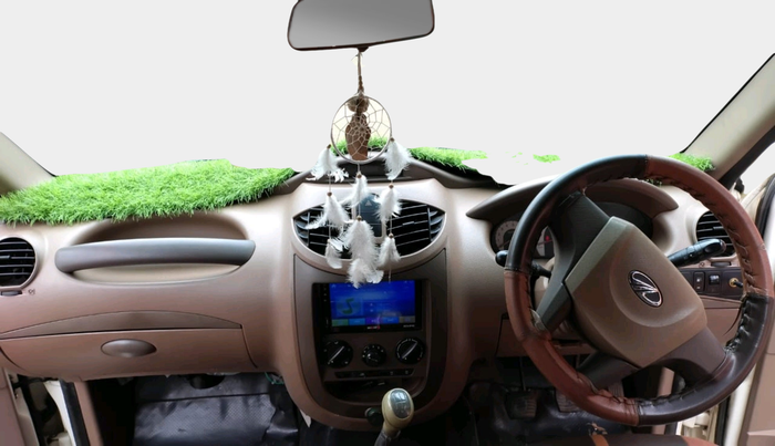 2012 Mahindra Xylo D4, Diesel, Manual, 2,02,869 km, interior