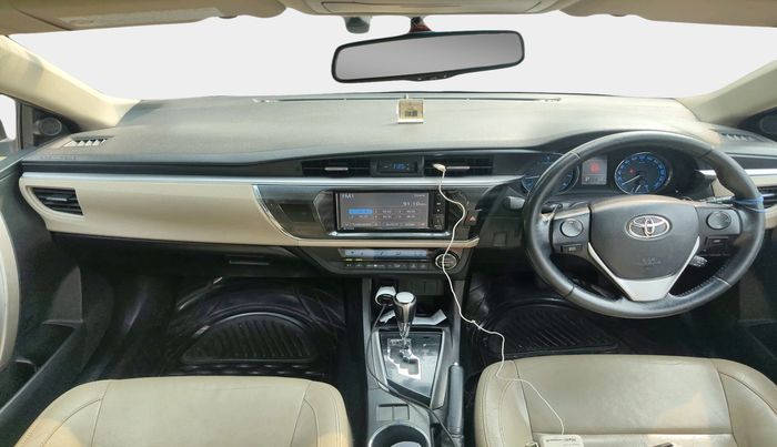 2015 Toyota Corolla Altis VL CVT PETROL, Petrol, Automatic, 82,582 km, interior