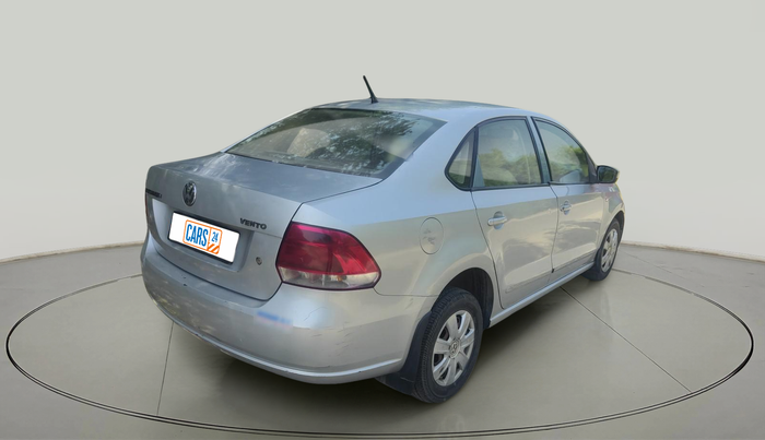 2011 Volkswagen Vento TRENDLINE 1.6, Petrol, Manual, 76,300 km, exterior