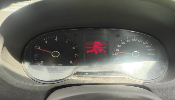 2011 Volkswagen Vento TRENDLINE 1.6, Petrol, Manual, 76,300 km, interior